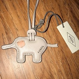 FOSSIL elephant bag charm